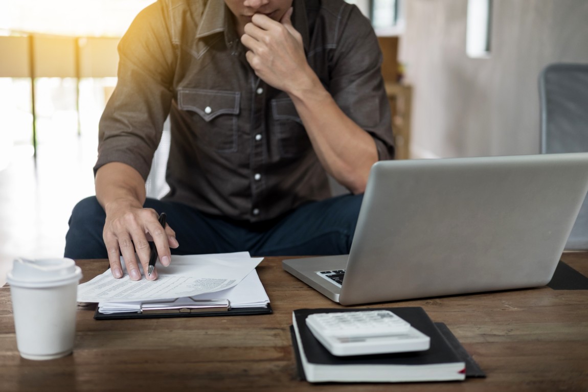 Should You Start A Business Or Invest In The Stock Market?