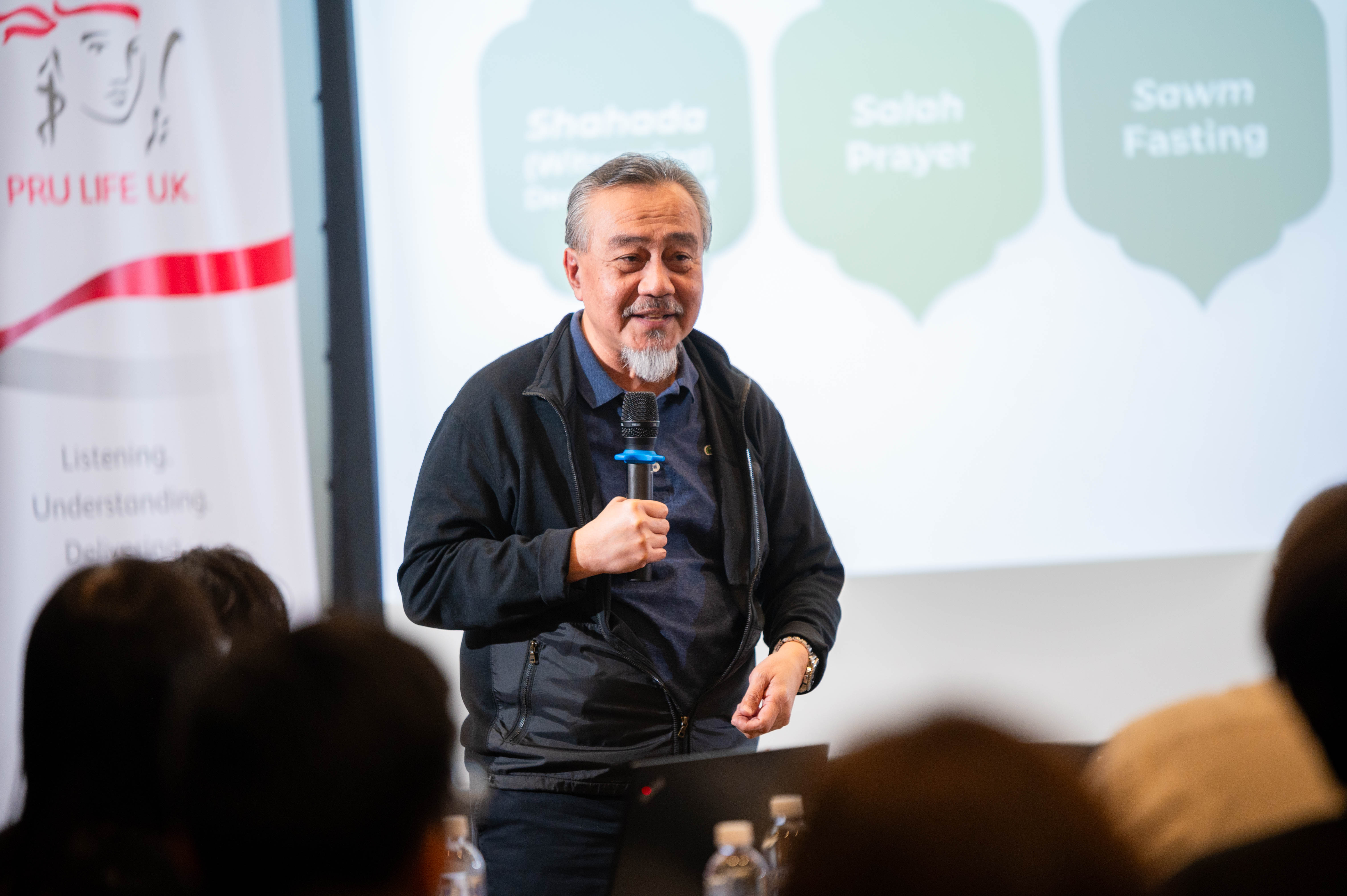 prulifeuk-embarks-on-takaful-education-roadshow-article-1