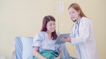 Doctor visiting her patient