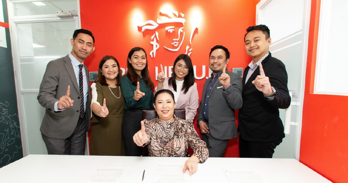 golden empire summit group photo