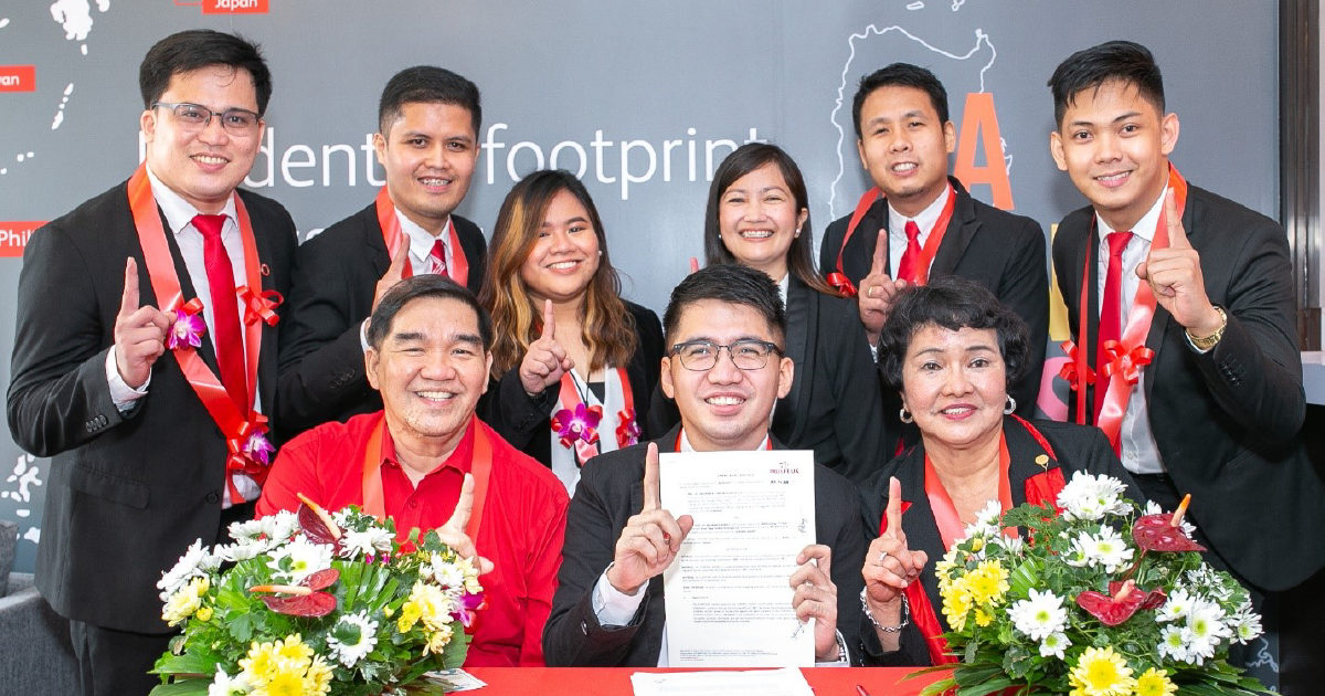 One Jade group photo