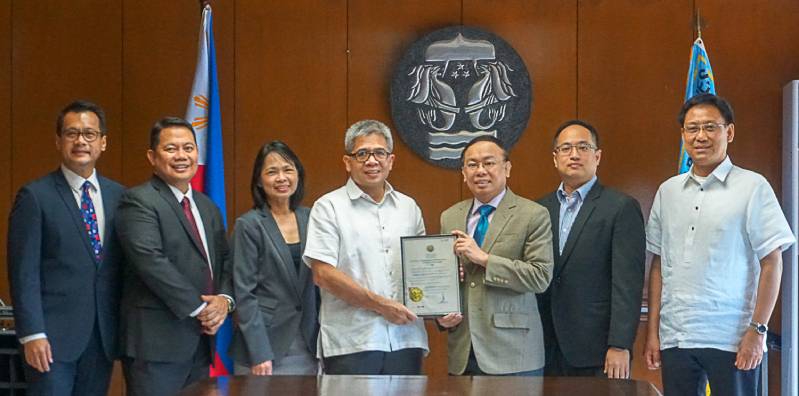 Insurance Commission and PLUK executives