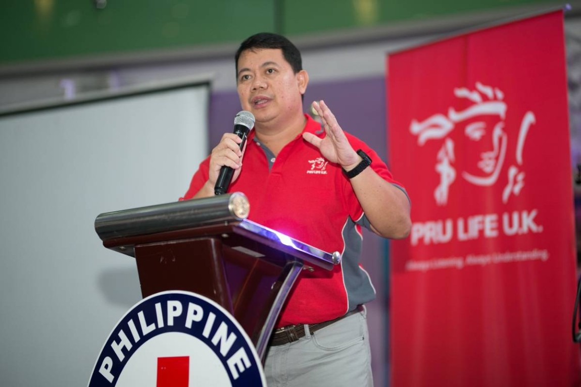 Expressing gratitude to Philippine Red Cross