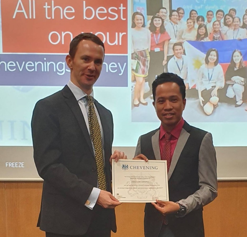Chevening Scholar James Esperida receiving award