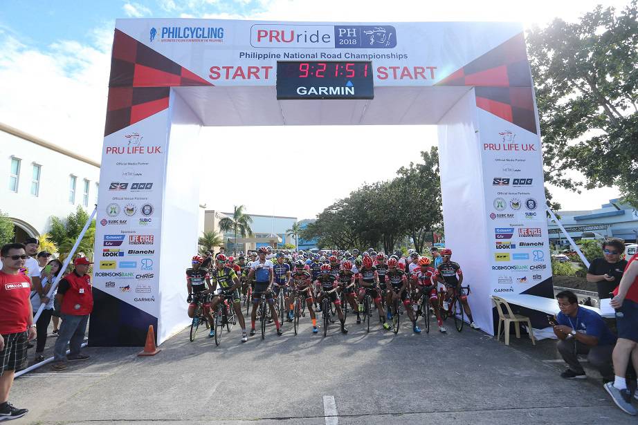 Cyclists at the starting line at Subic
